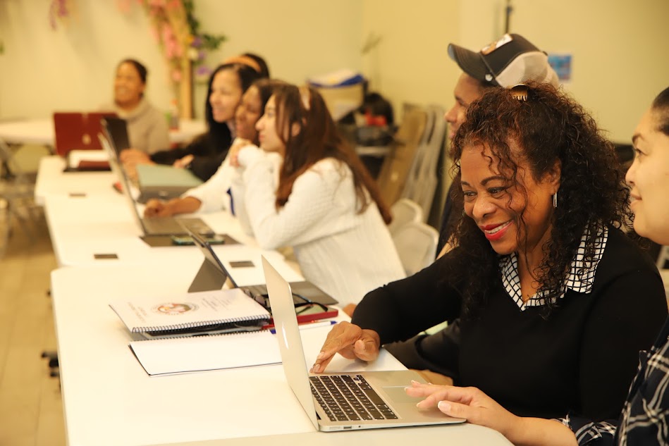 Computer Skills Training to Empower the Community