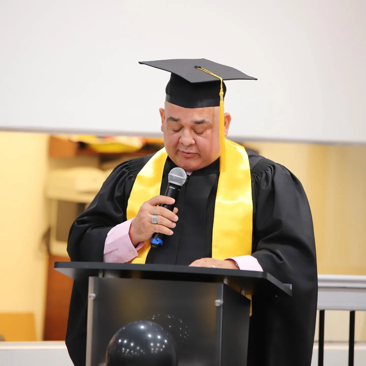 Ceremonia de Graduación de California Christian University – Extensión Brooklyn