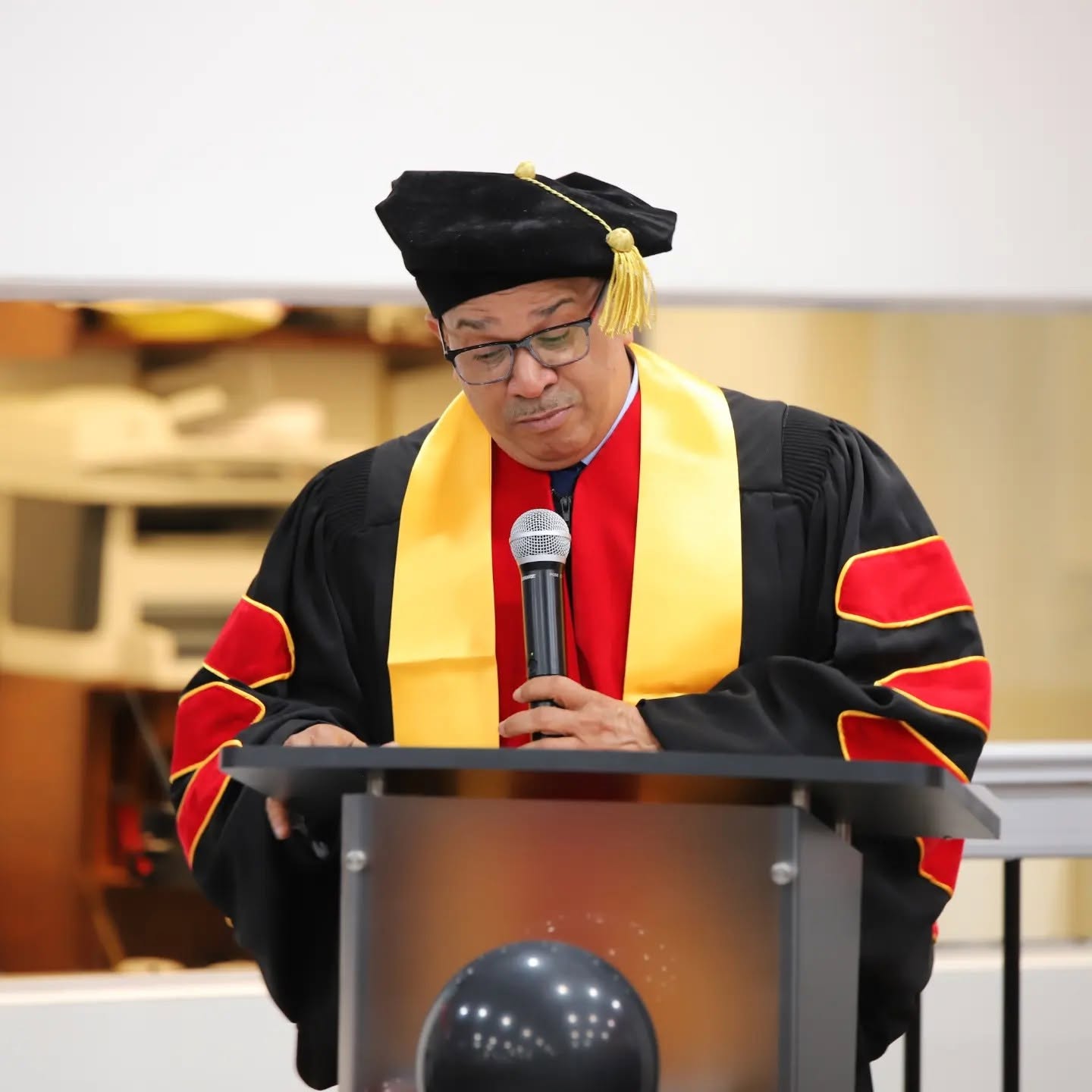 Ceremonia de Graduación de California Christian University – Extensión Brooklyn