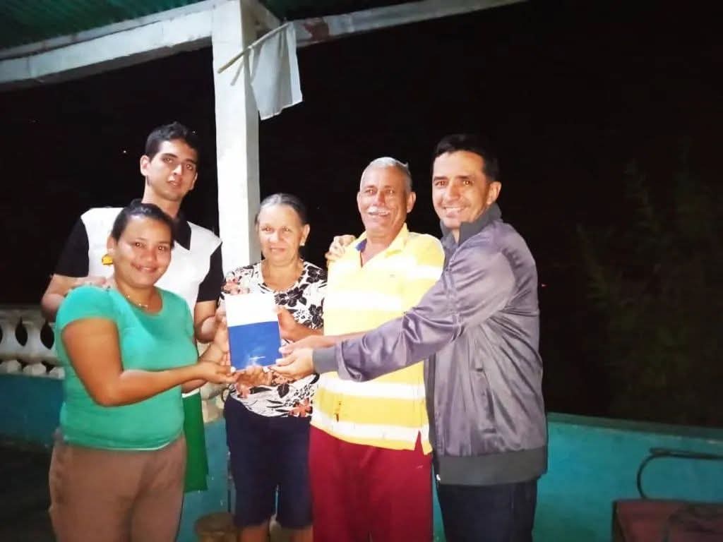 Over 300 Bibles Donated to Churches in Venezuela