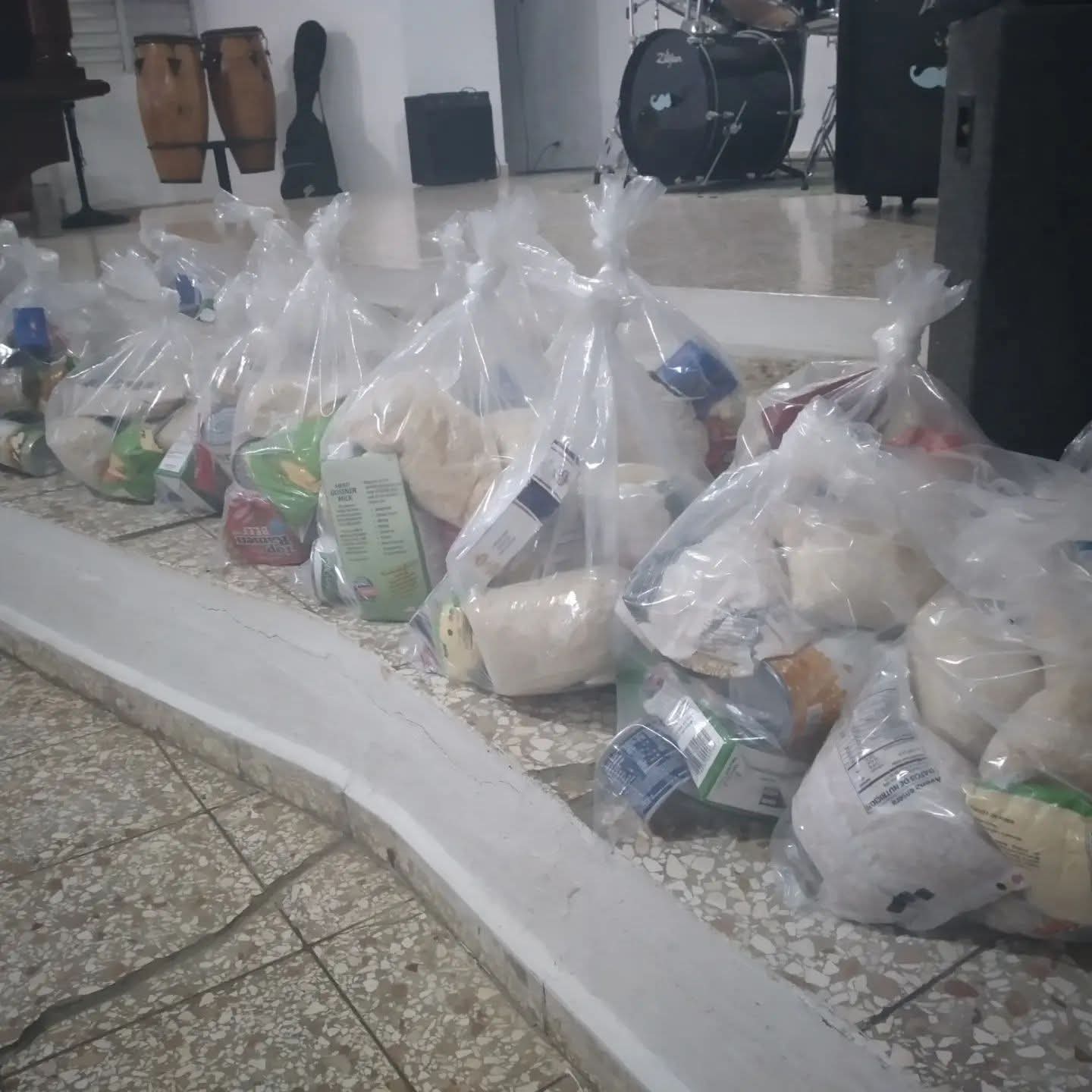 Food Donation to Manantial de Vida Church – Santo Domingo