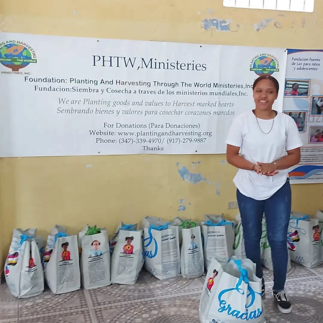 Food Donation in Partnership with the FUNLUZNA Foundation
